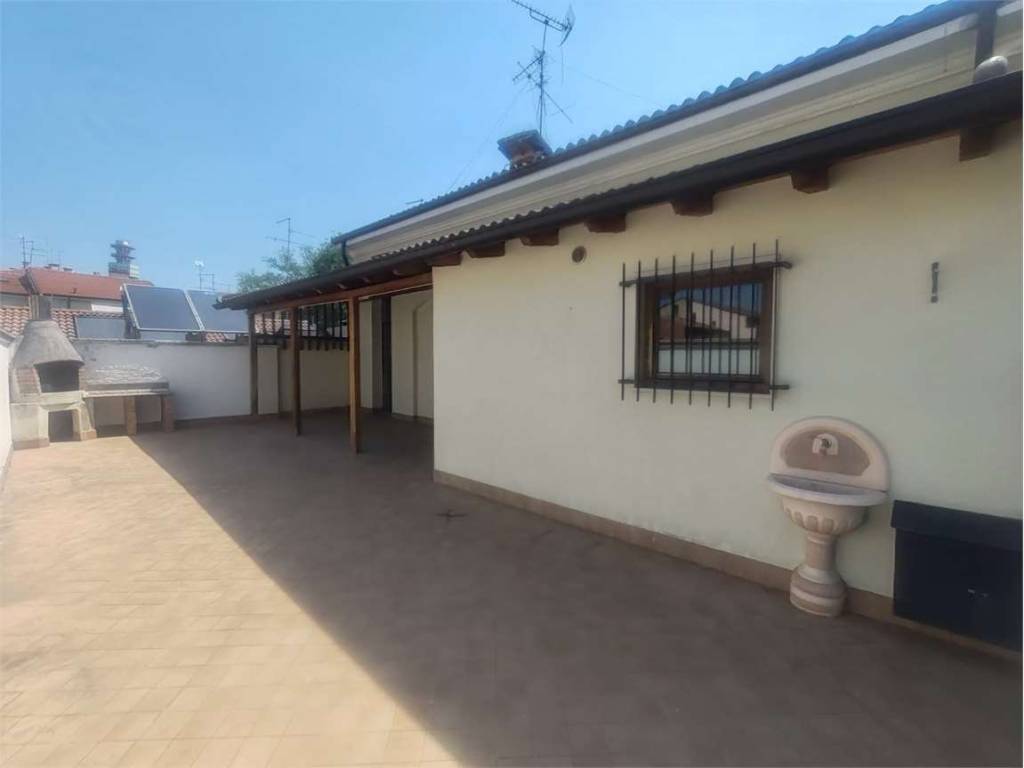 casa indipendente in vendita a Verona in zona San Michele