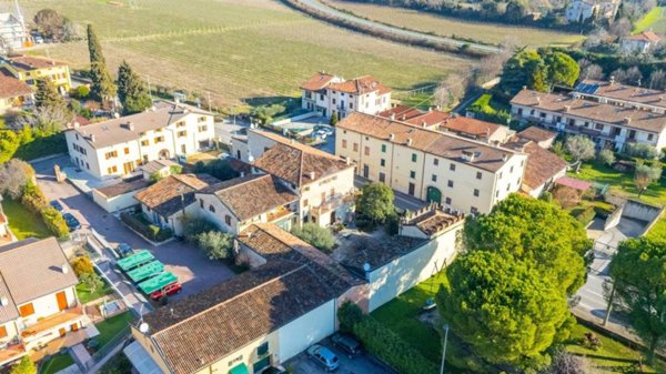 appartamento in vendita a Verona in zona Quinto di Valpantena