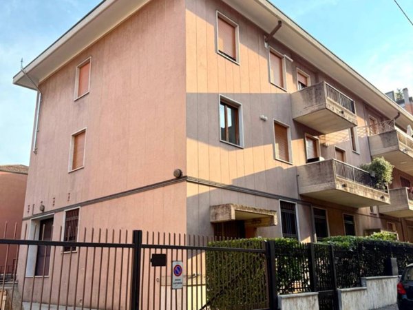 appartamento in vendita a Verona in zona Valdonega