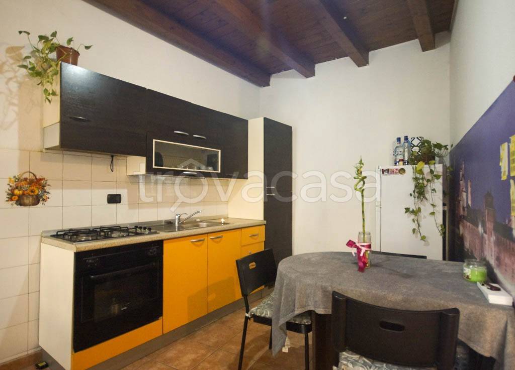 appartamento in vendita a Verona in zona Santa Lucia