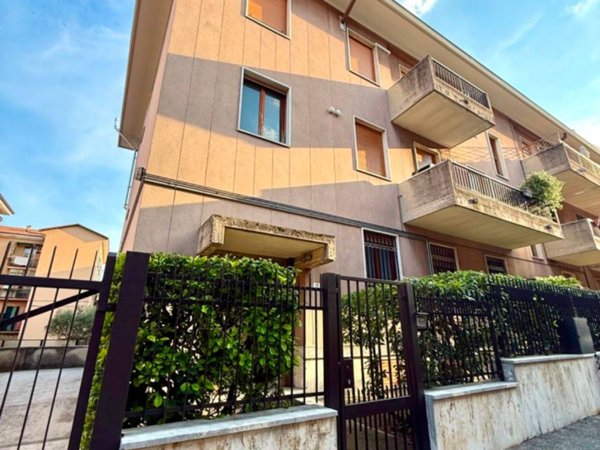 appartamento in vendita a Verona in zona Valdonega
