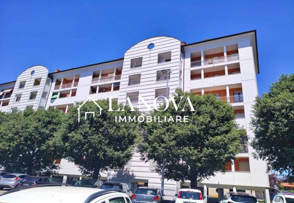 appartamento in vendita a Verona in zona Borgo Roma