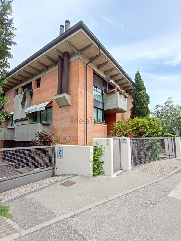 casa indipendente in vendita a Verona in zona San Massimo all'Adige