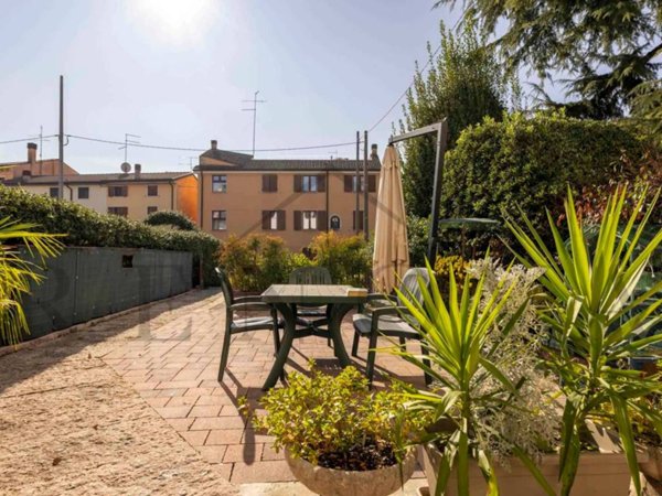 casa indipendente in vendita a Verona in zona San Michele Extra