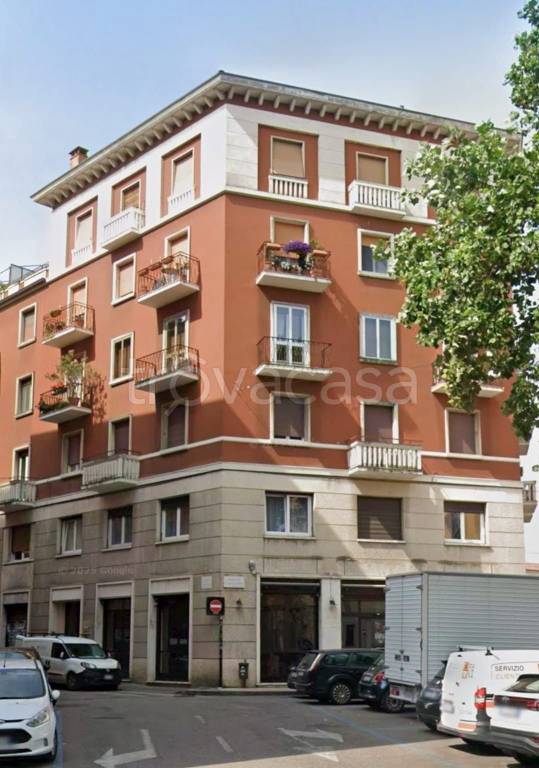 appartamento in vendita a Verona in zona Cittadella