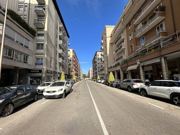 negozio in vendita a Verona in zona Borgo Trento