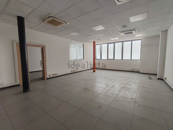 locale di sgombero in vendita a Verona