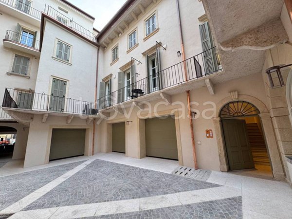 appartamento in vendita a Verona in zona Centro Storico