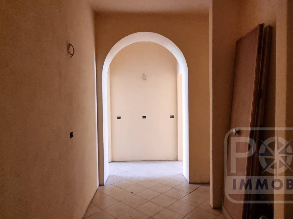 appartamento in vendita a Verona in zona Golosine