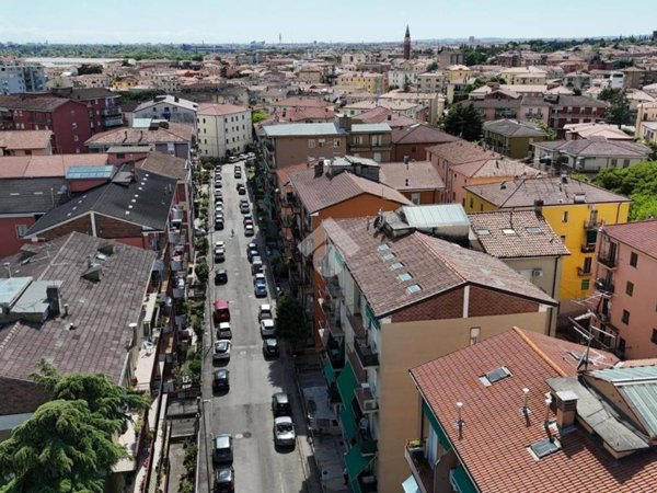 appartamento in vendita a Verona in zona Borgo Venezia / Borgo Trieste