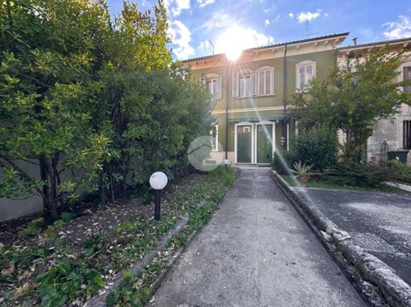 casa indipendente in vendita a Verona in zona San Michele Extra