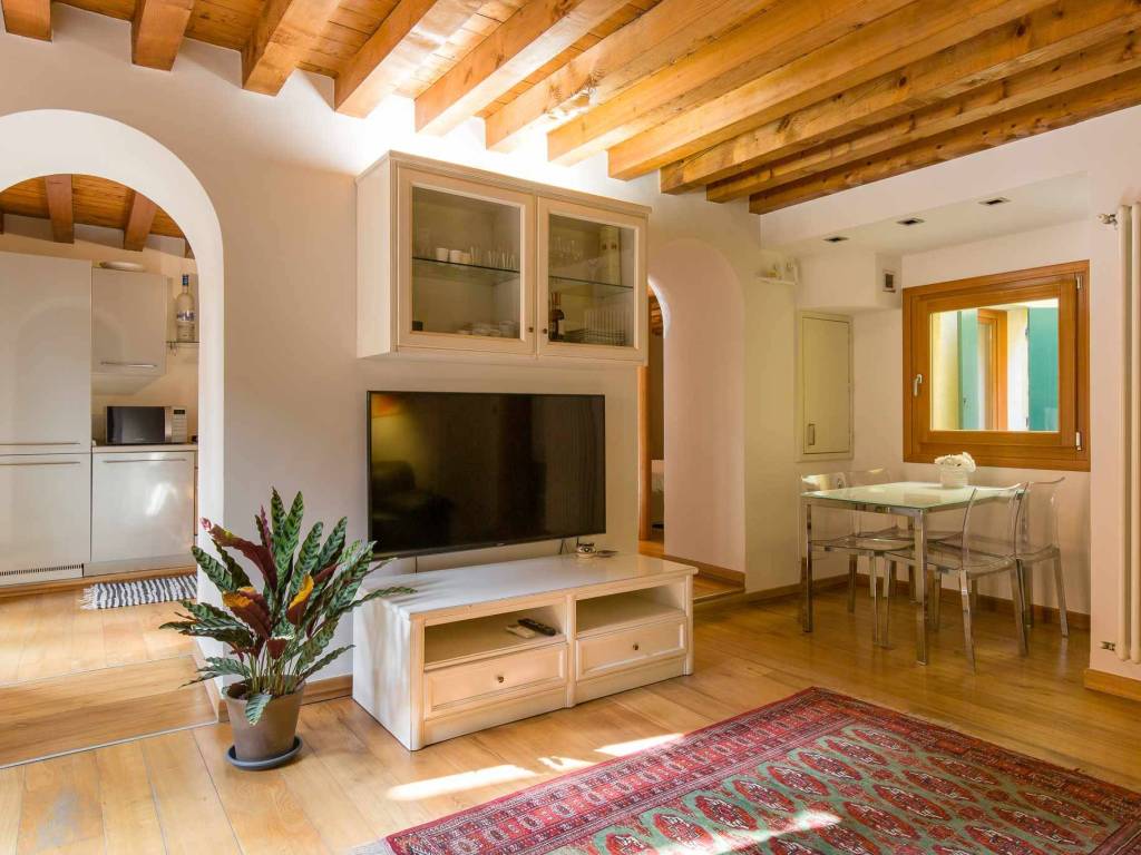 appartamento in vendita a Verona in zona Centro Storico