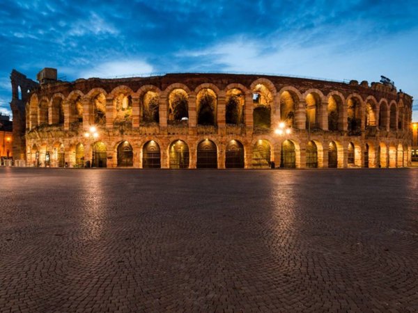 appartamento in vendita a Verona in zona Cittadella
