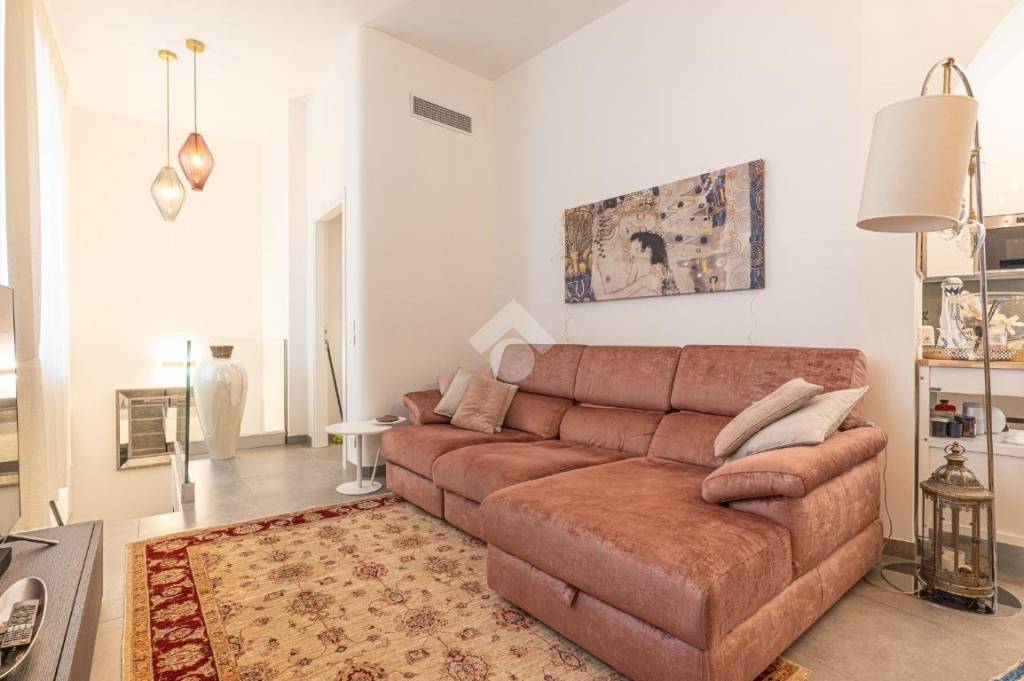 appartamento in vendita a Verona in zona Centro Storico