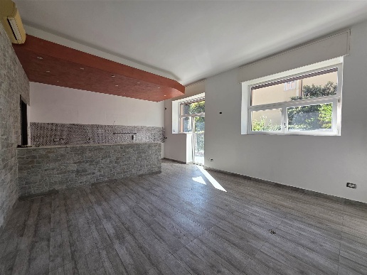 appartamento in vendita a Verona in zona Valdonega
