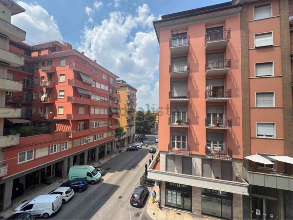 appartamento in vendita a Verona in zona Cittadella