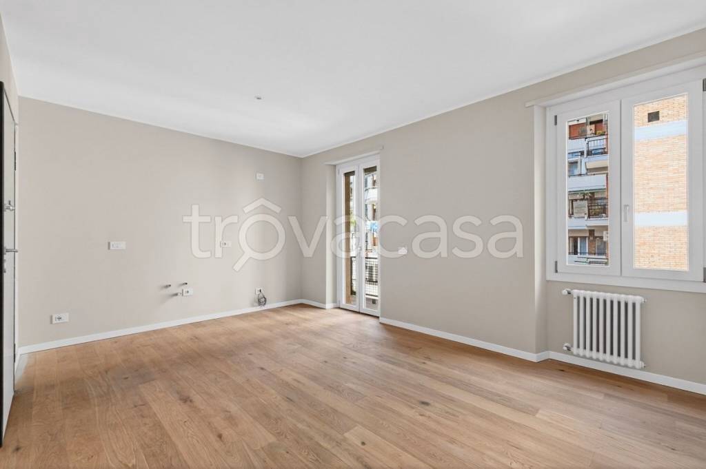 appartamento in vendita a Verona in zona Cittadella
