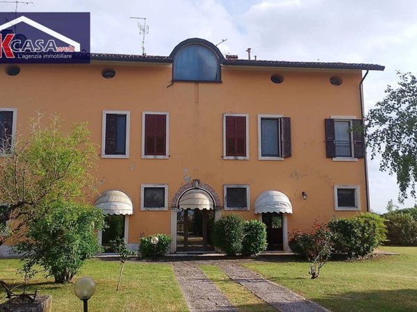 casa indipendente in vendita a Verona in zona Borgo Trento