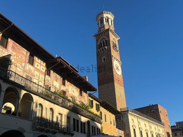 appartamento in vendita a Verona in zona Centro Storico