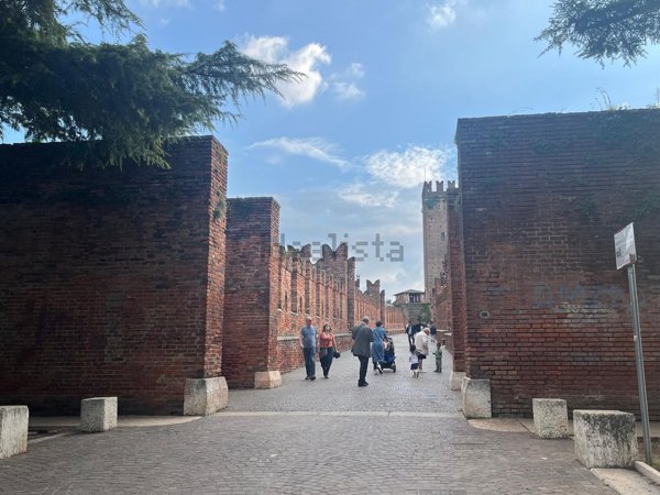 appartamento in vendita a Verona in zona Centro Storico