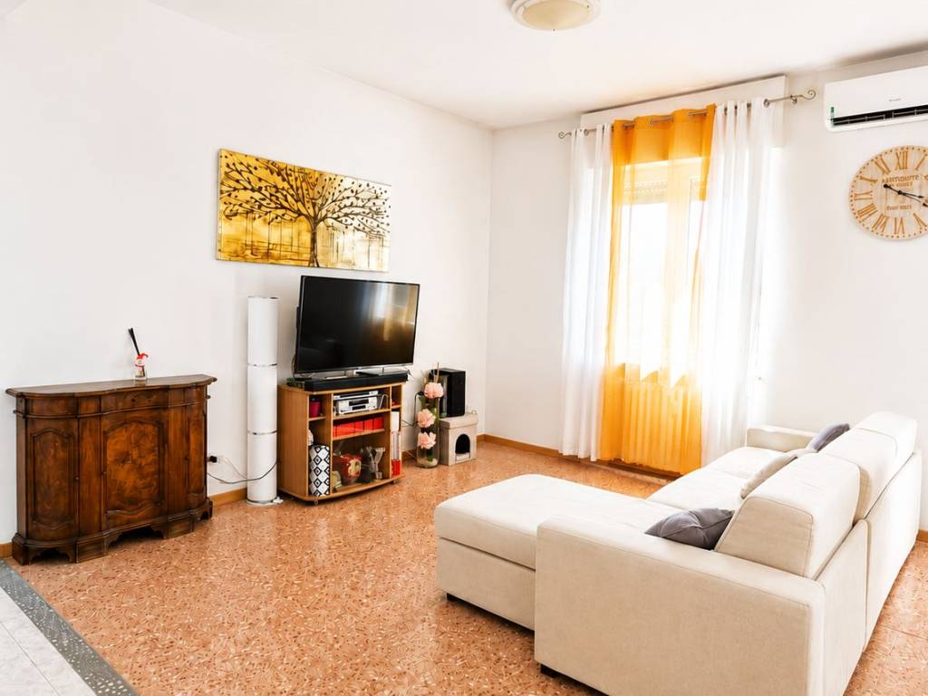 appartamento in vendita a Verona in zona Borgo Venezia / Borgo Trieste
