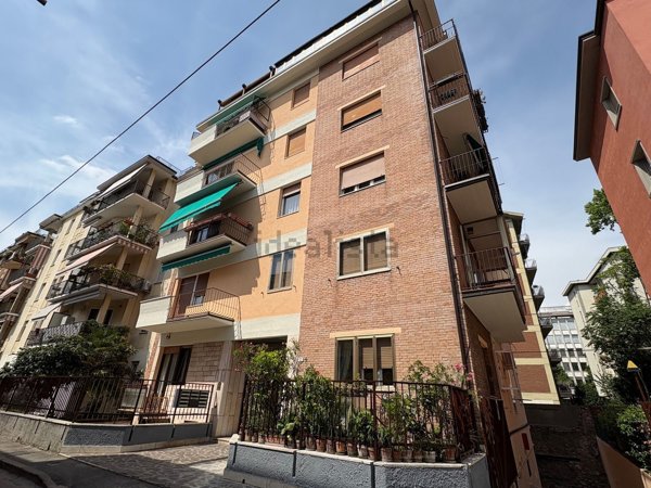 appartamento in vendita a Verona in zona Cittadella