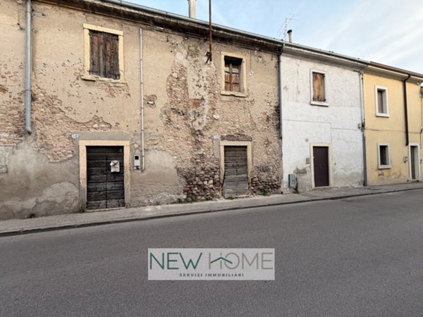 appartamento in vendita a Verona in zona Borgo Roma