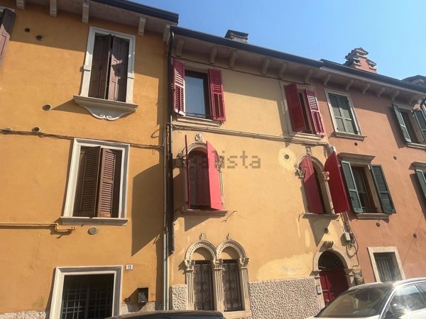 appartamento in vendita a Verona in zona Veronetta