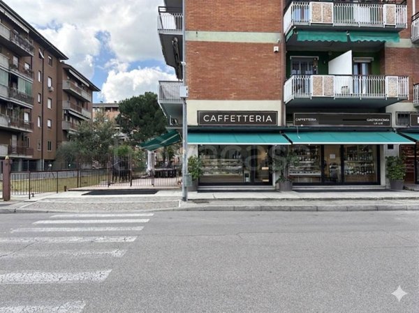 negozio in vendita a Verona in zona Golosine