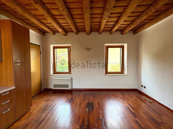 appartamento in vendita a Verona in zona Avesa