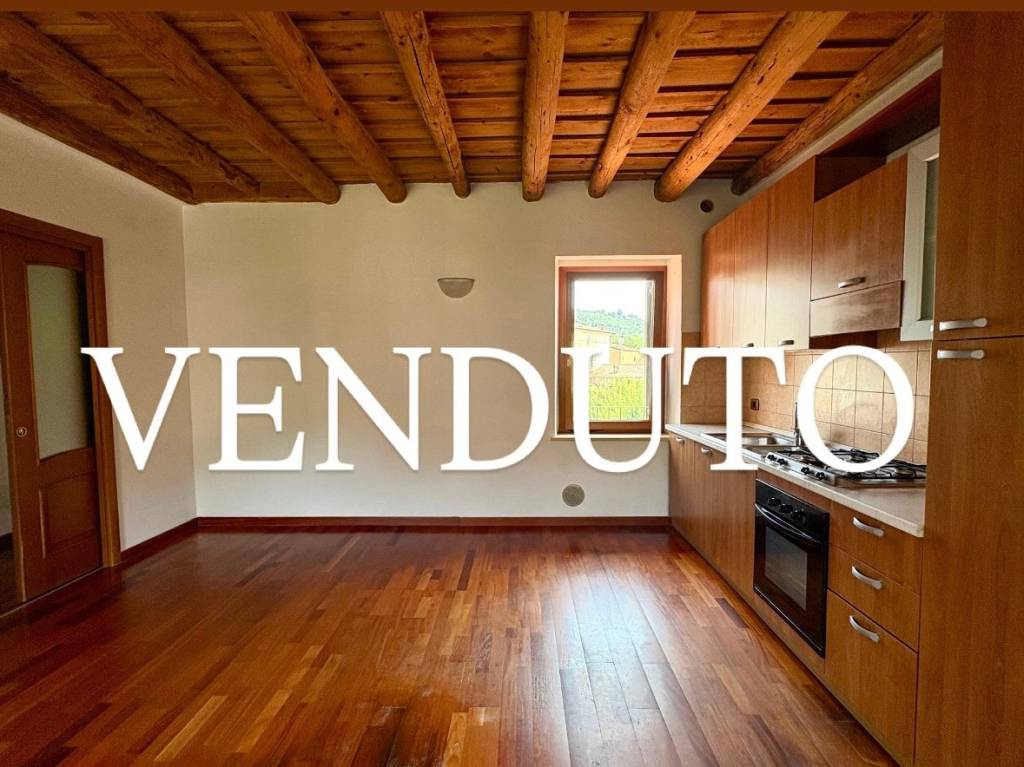 appartamento in vendita a Verona in zona Avesa