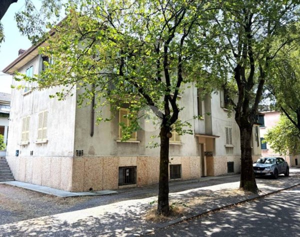 appartamento in vendita a Verona in zona Cadidavid