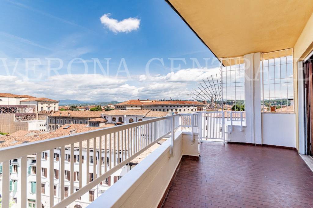 appartamento in vendita a Verona in zona Cittadella