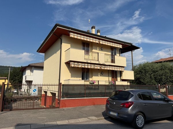 casa indipendente in vendita a Verona in zona Montorio Veronese