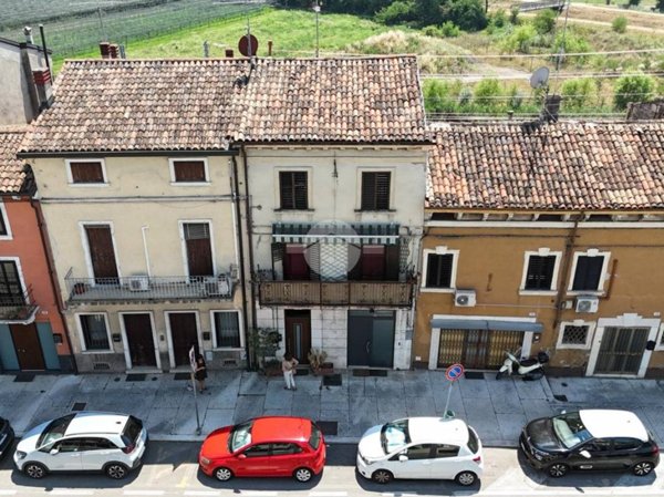 casa indipendente in vendita a Verona in zona San Michele Extra