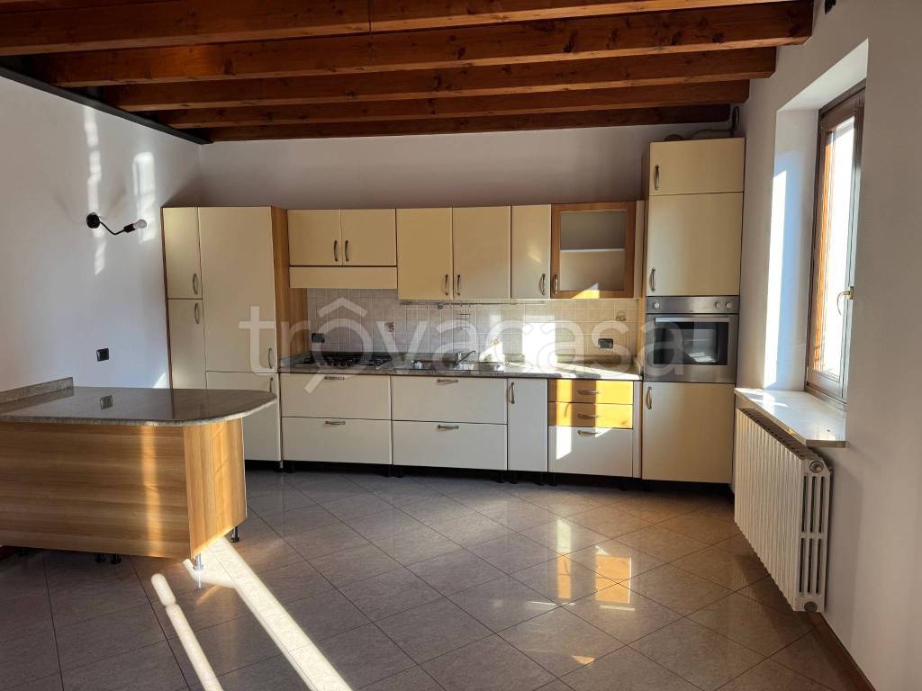 appartamento in vendita a Verona in zona Borgo Venezia / Borgo Trieste
