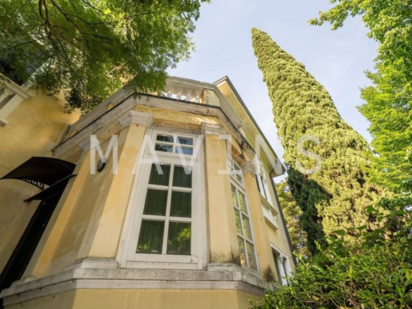 casa indipendente in vendita a Verona in zona Borgo Trento