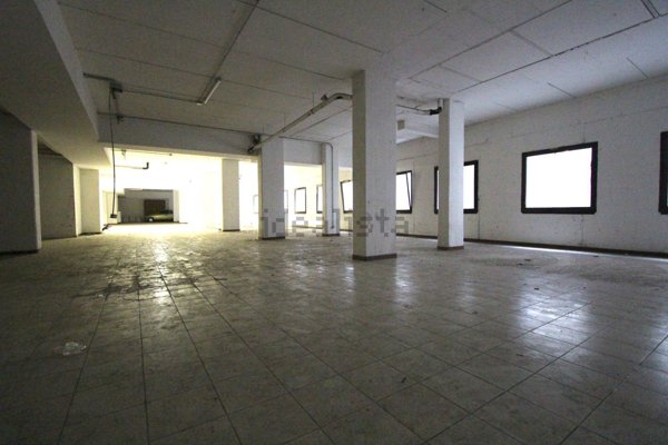 locale di sgombero in vendita a Verona in zona Borgo Roma