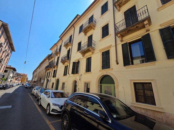 appartamento in vendita a Verona in zona Veronetta