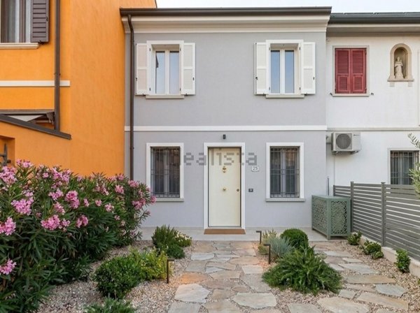 casa indipendente in vendita a Verona in zona Borgo Roma