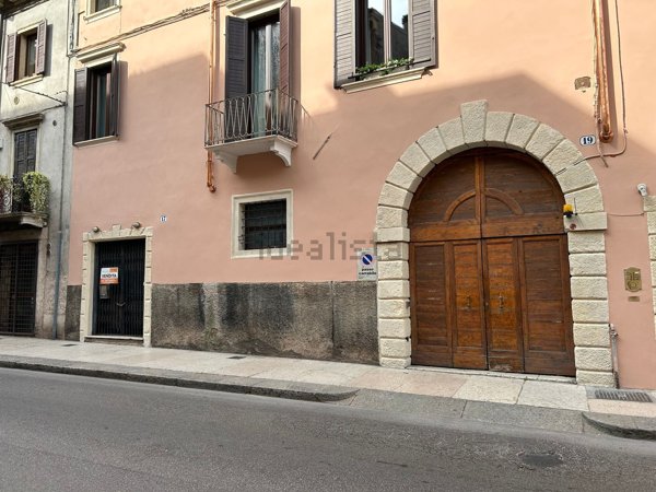appartamento in vendita a Verona in zona Veronetta