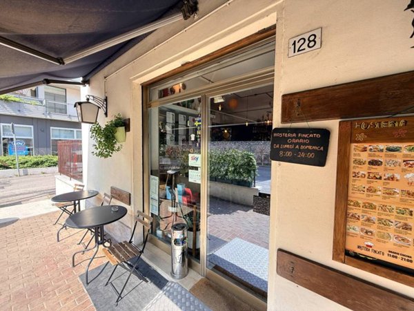 negozio in vendita a Verona in zona Borgo Venezia / Borgo Trieste