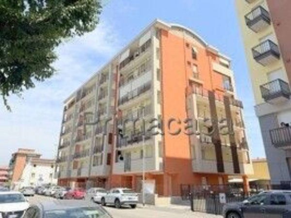 appartamento in vendita a Verona in zona Santa Lucia