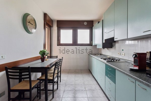 appartamento in vendita a Verona in zona Borgo Roma