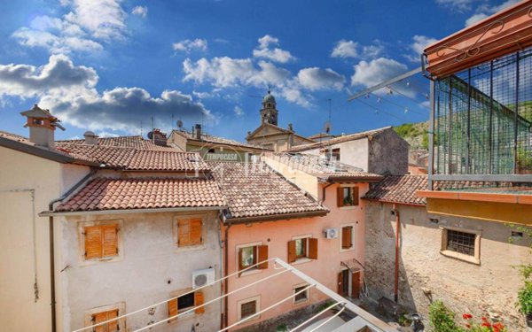 appartamento in vendita a Verona in zona Quinzano