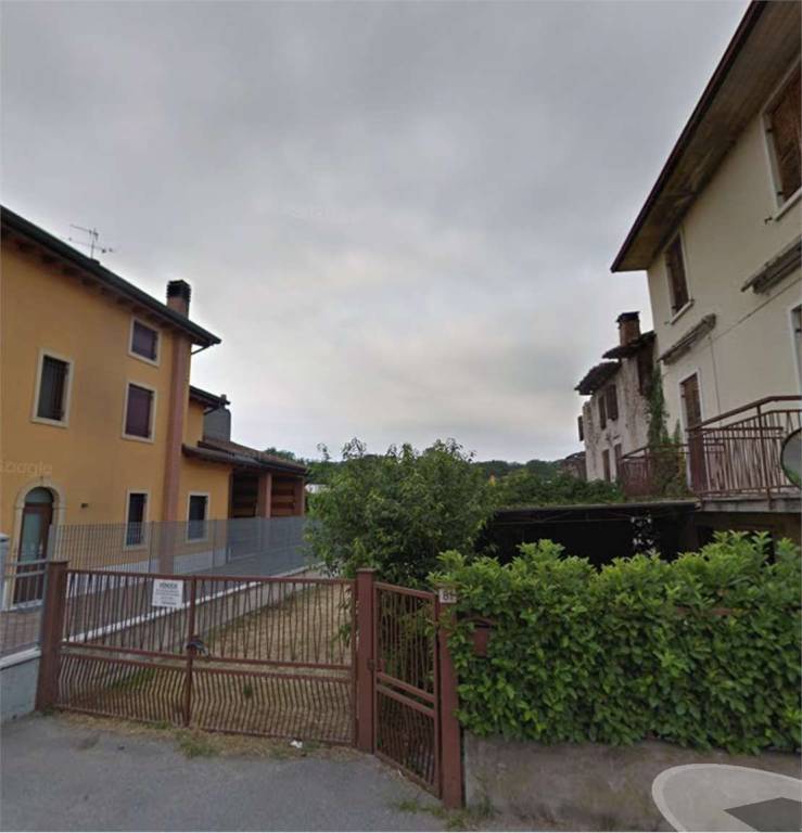 casa indipendente in vendita a Verona in zona Parona di Valpolicella