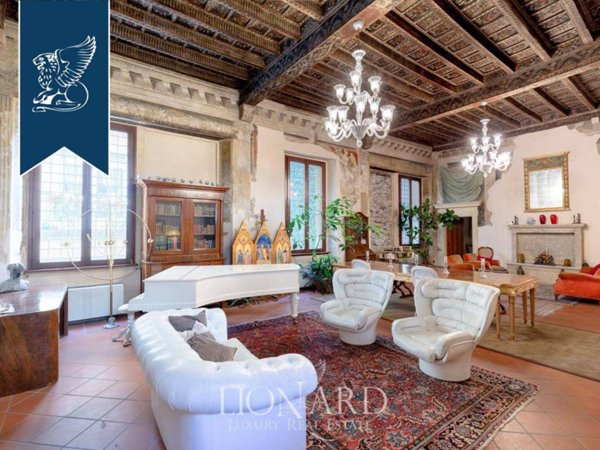 intera palazzina in vendita a Verona in zona Centro Storico