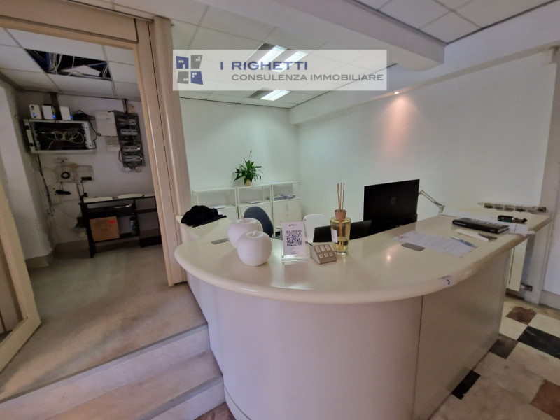 ufficio in vendita a Verona in zona Borgo Milano