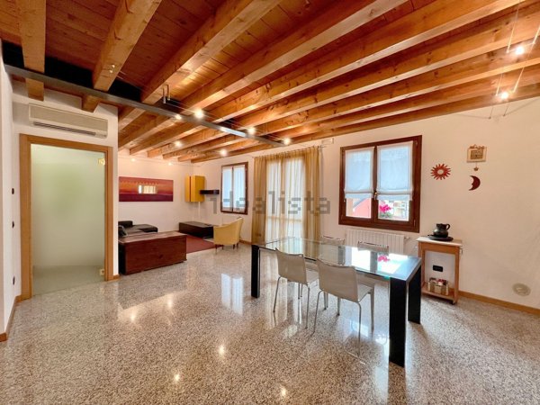 appartamento in vendita a Verona in zona Quinto di Valpantena