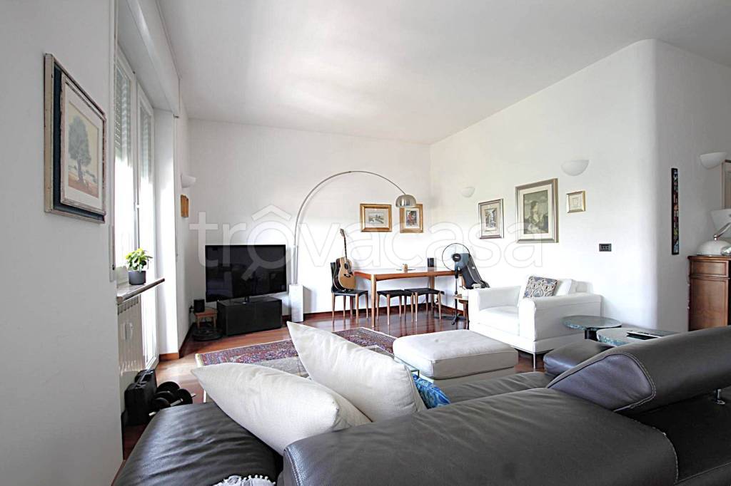 appartamento in vendita a Verona in zona Borgo Venezia / Borgo Trieste